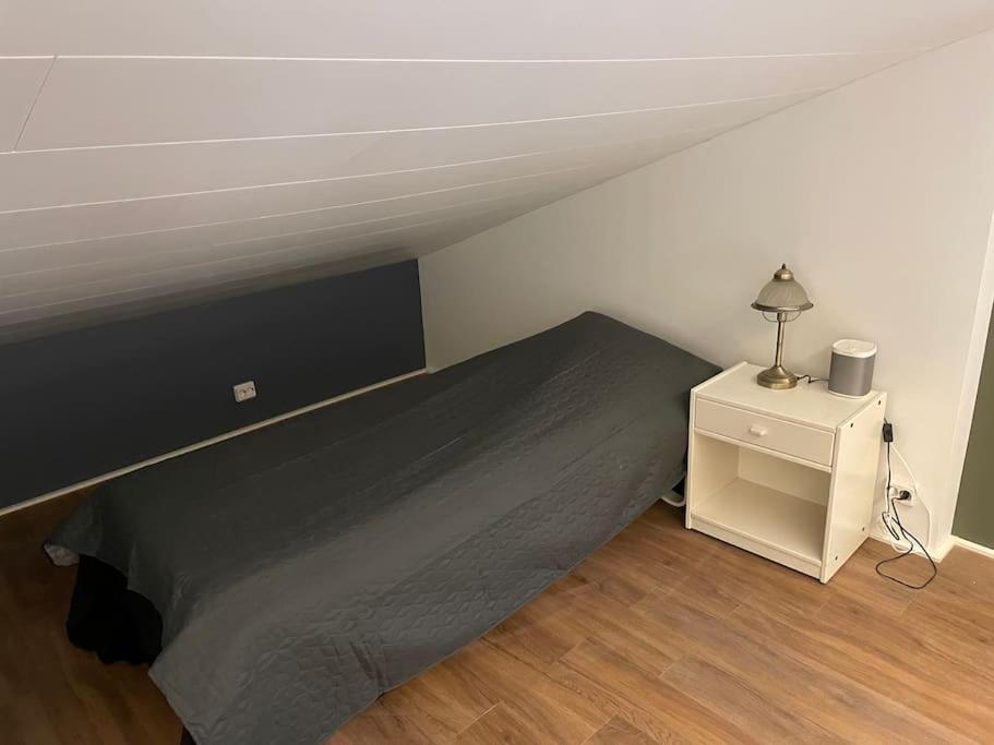 Nyrenoverat Strandnaera Med Fantastisk Utsikt Rimbo 外观 照片